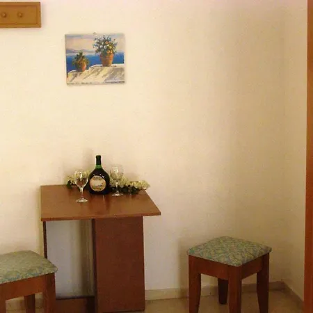 Telchinia Lägenhetshotell Agioi Apostoli (Crete)