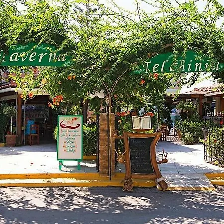 Aparthotel Telchinia